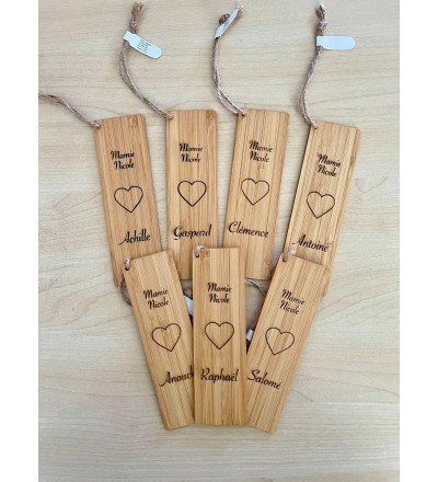 Marque-page en bois personnalisable