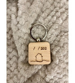 Porte-clé en bois maison avec date - personnalisable