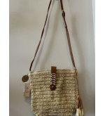 Sac bandoulière en raphia